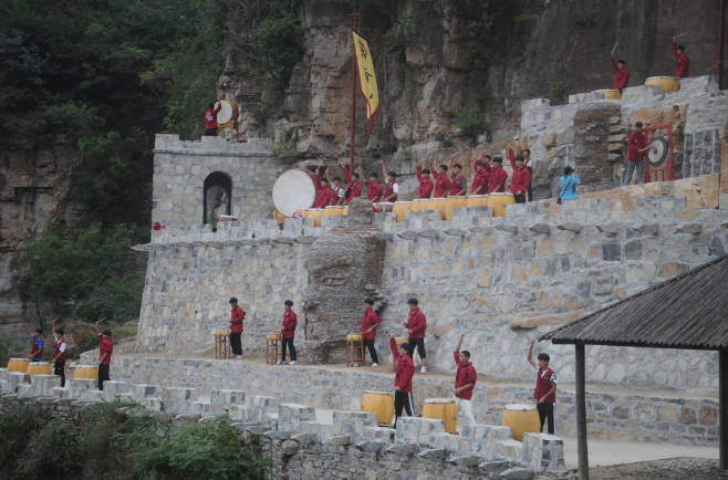 山东淄川齐山风景区：战鼓声声迎国庆